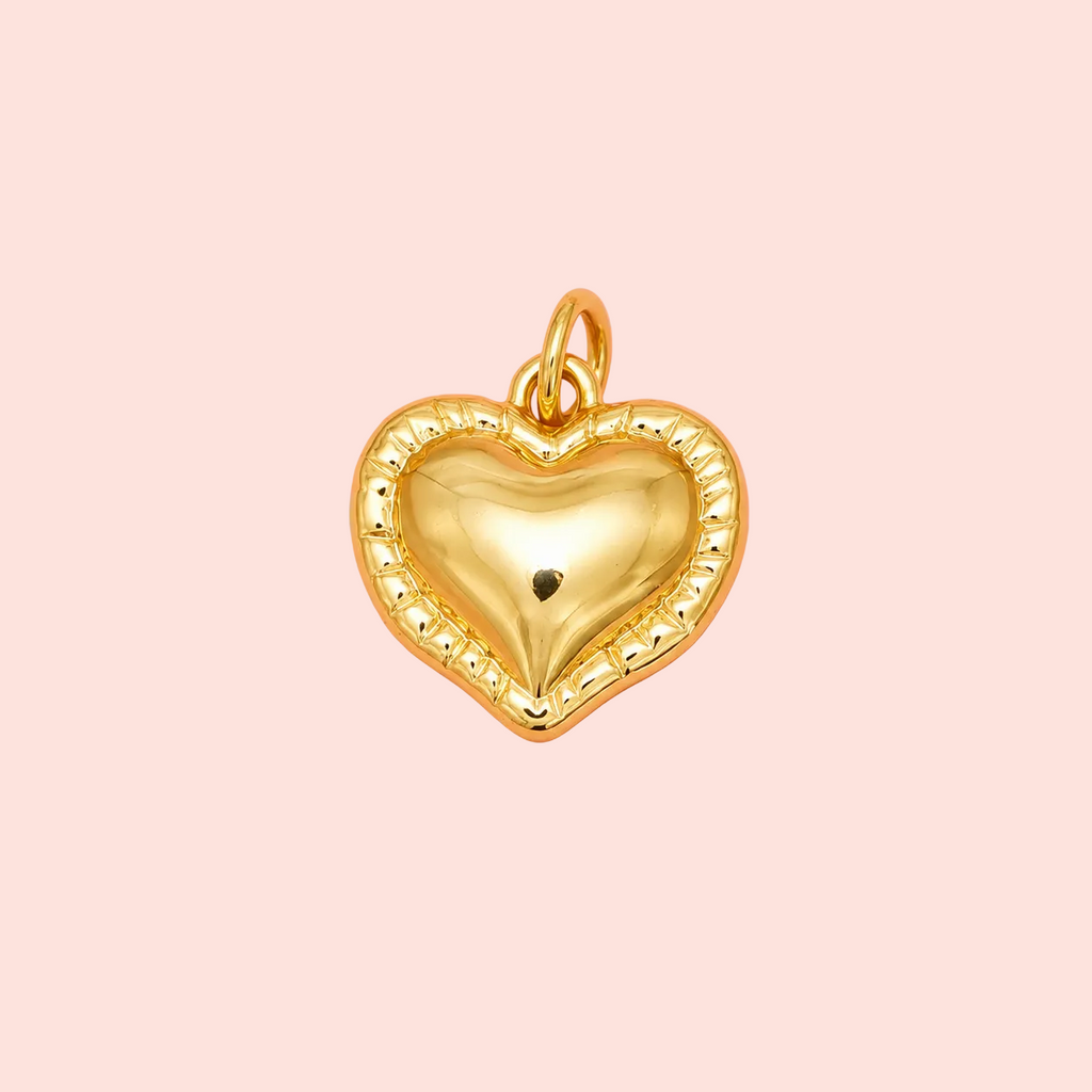 💛 Vintage Heart Charm