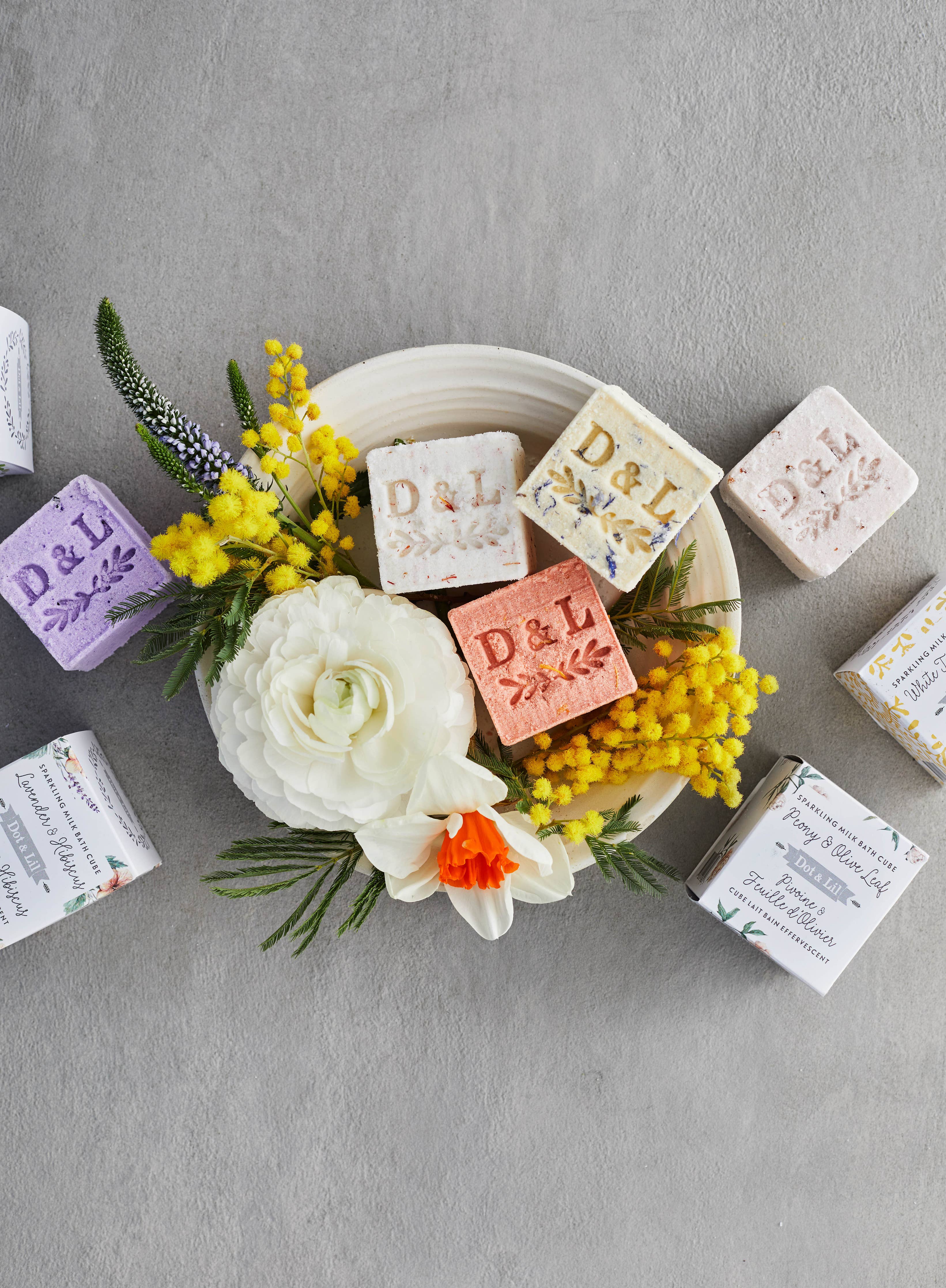 Peony & Olive Leaf Sparkling Milk Bath Cube – Botanical Bath Cube