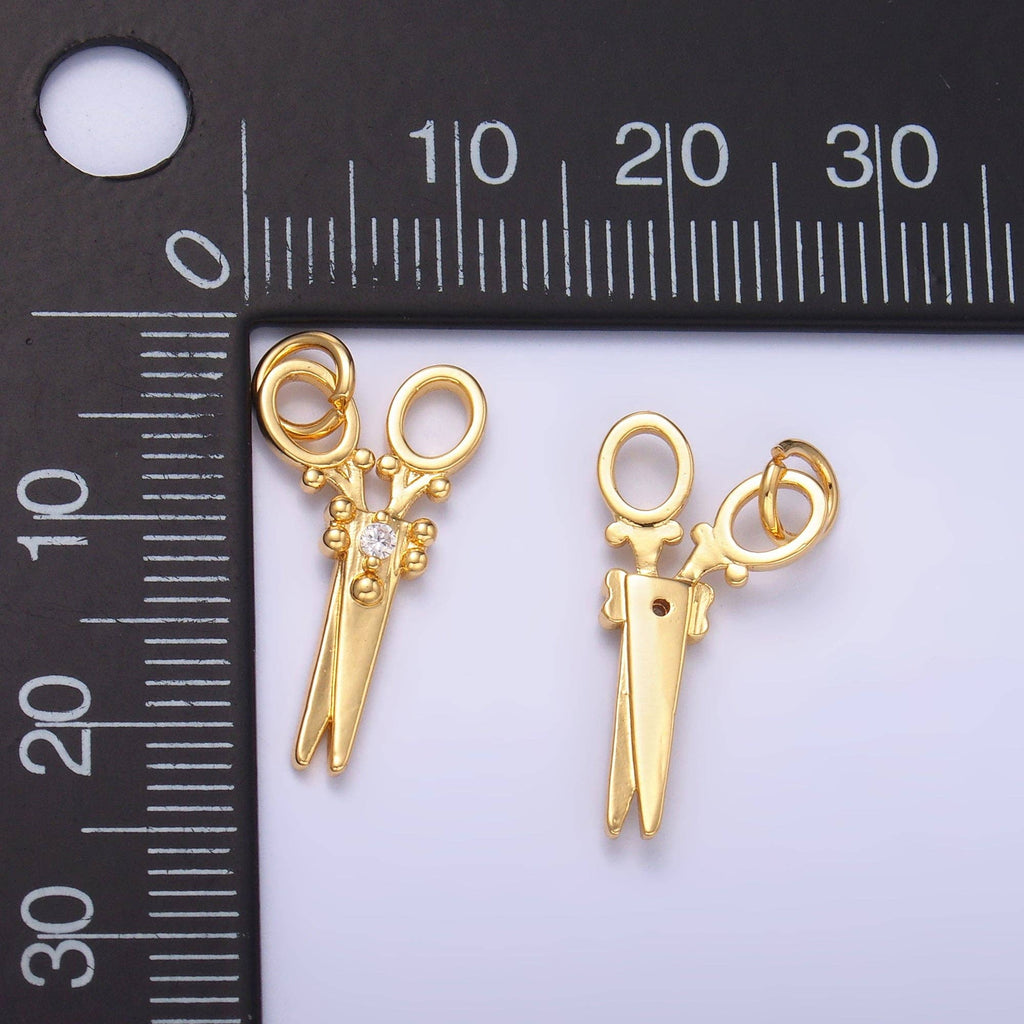 💛 Scissors Charm