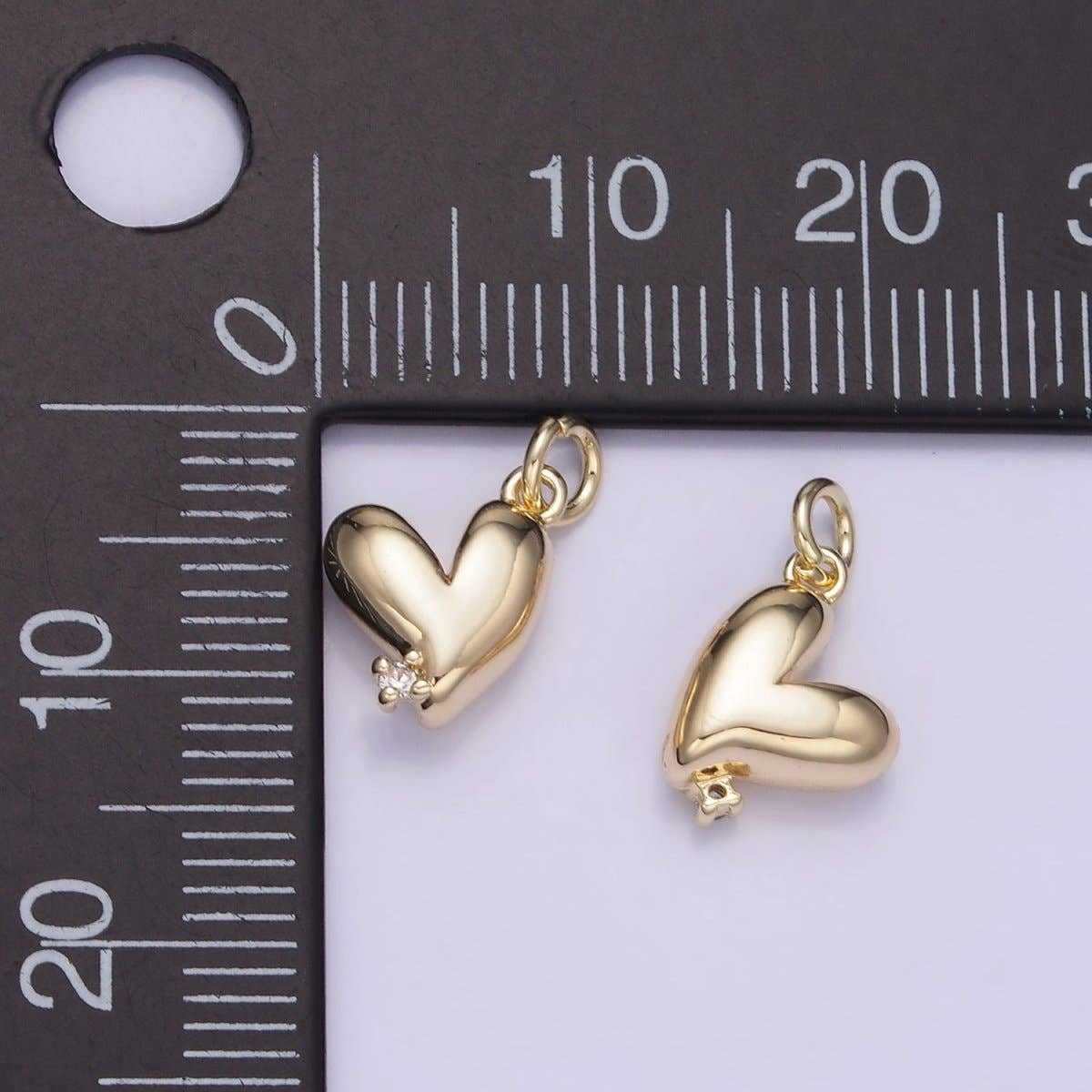 ✨ Sparkling Heart Charm