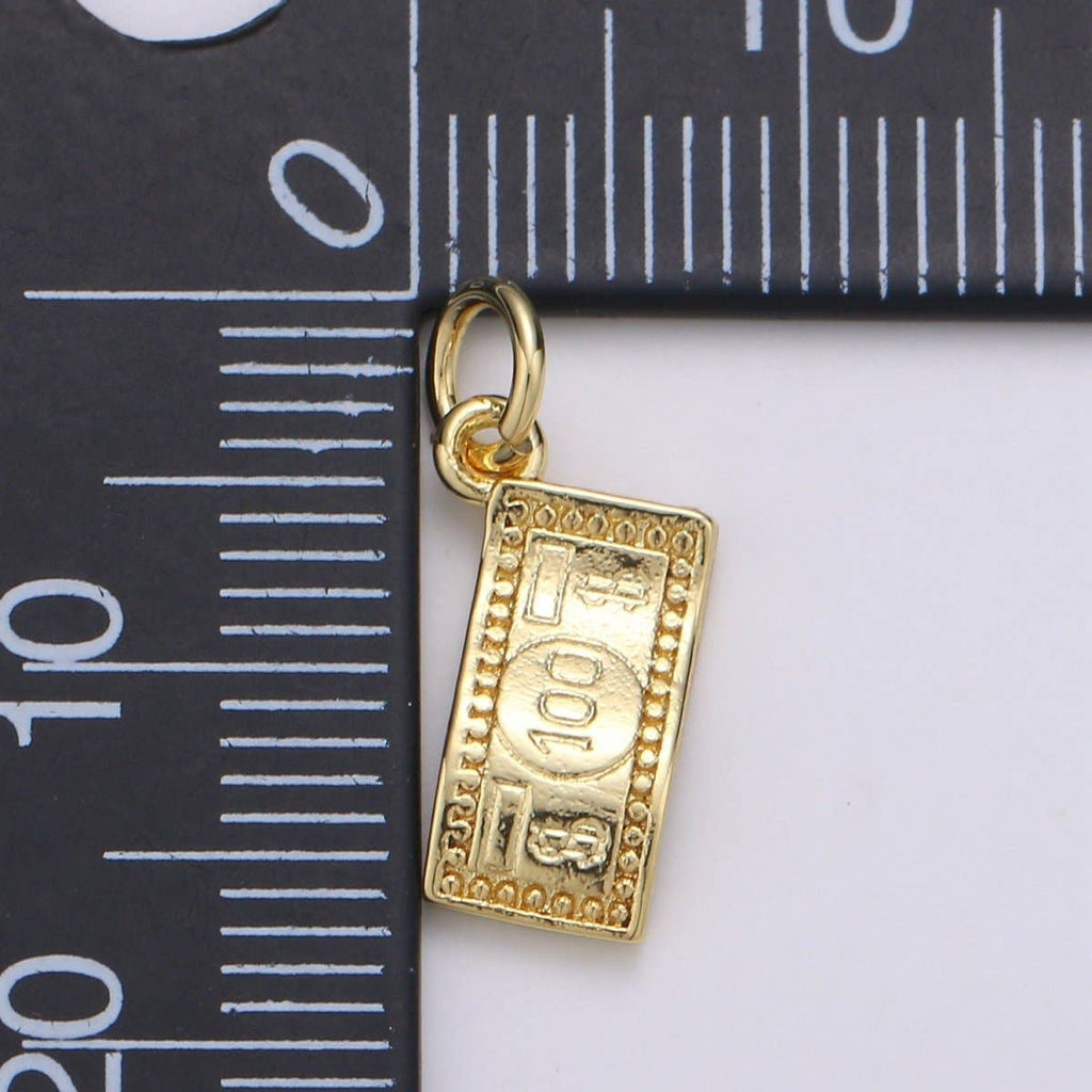 ✨ Lucky Hundred Charm