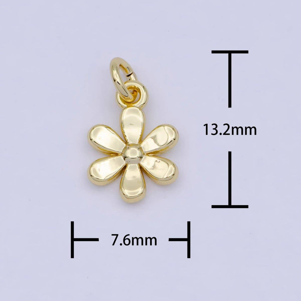 ✨ Gold Daisy Charm