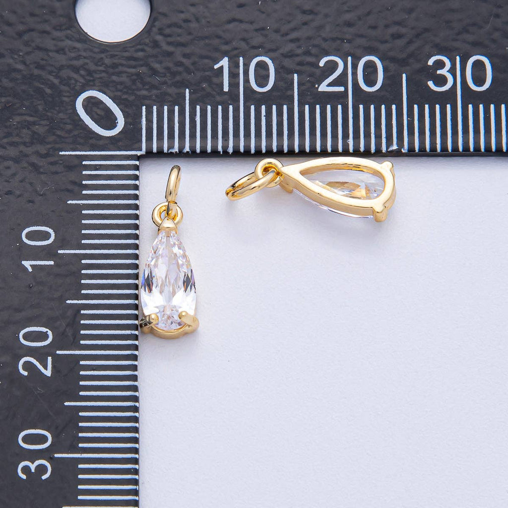 ✨ Teardrop Charm