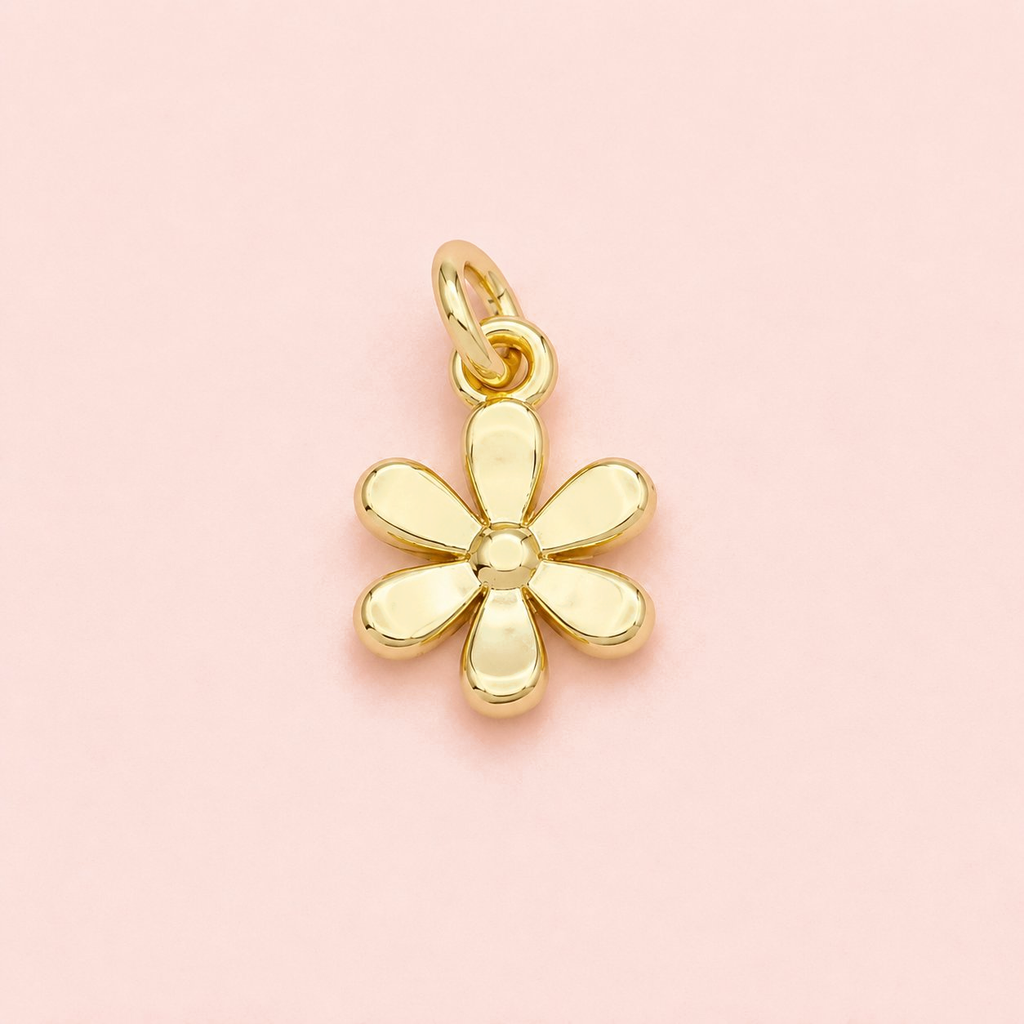 ✨ Gold Daisy Charm