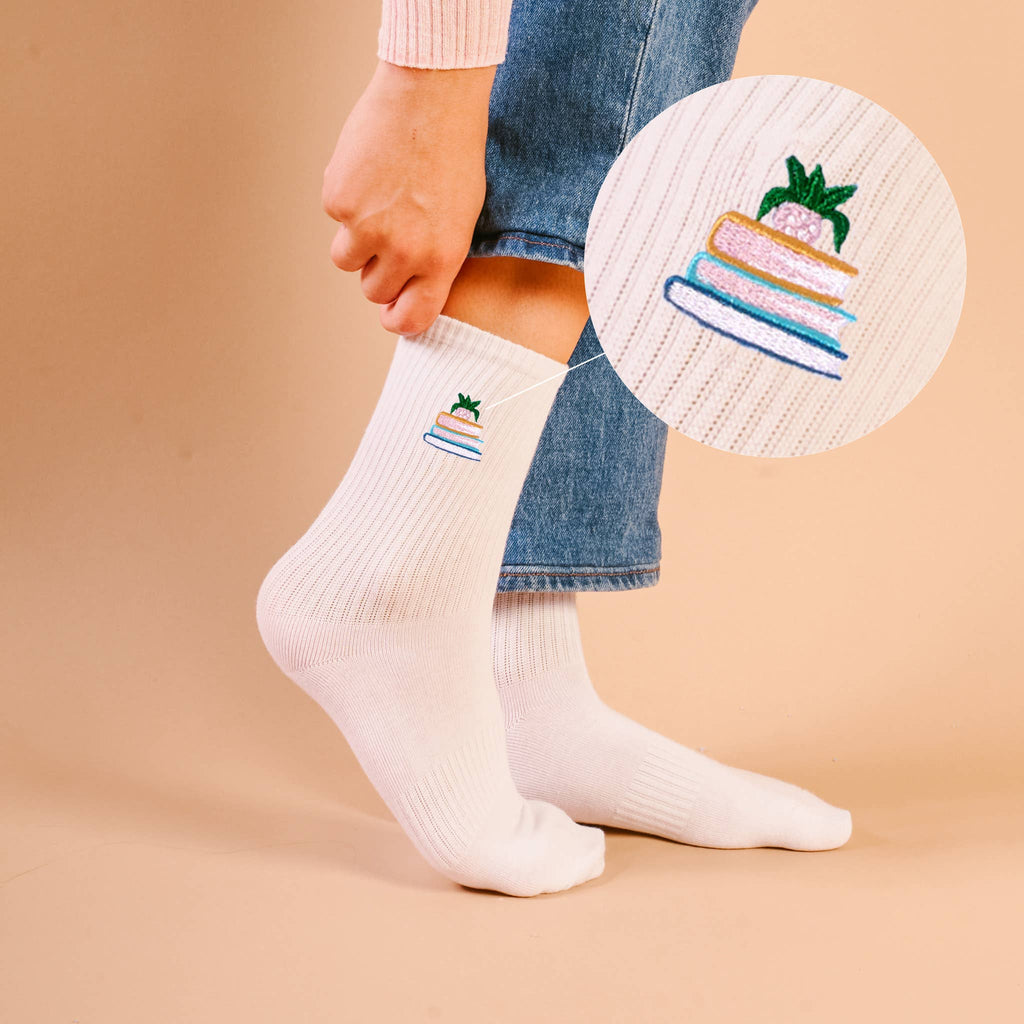 Book Nook - Embroidered Crew Socks