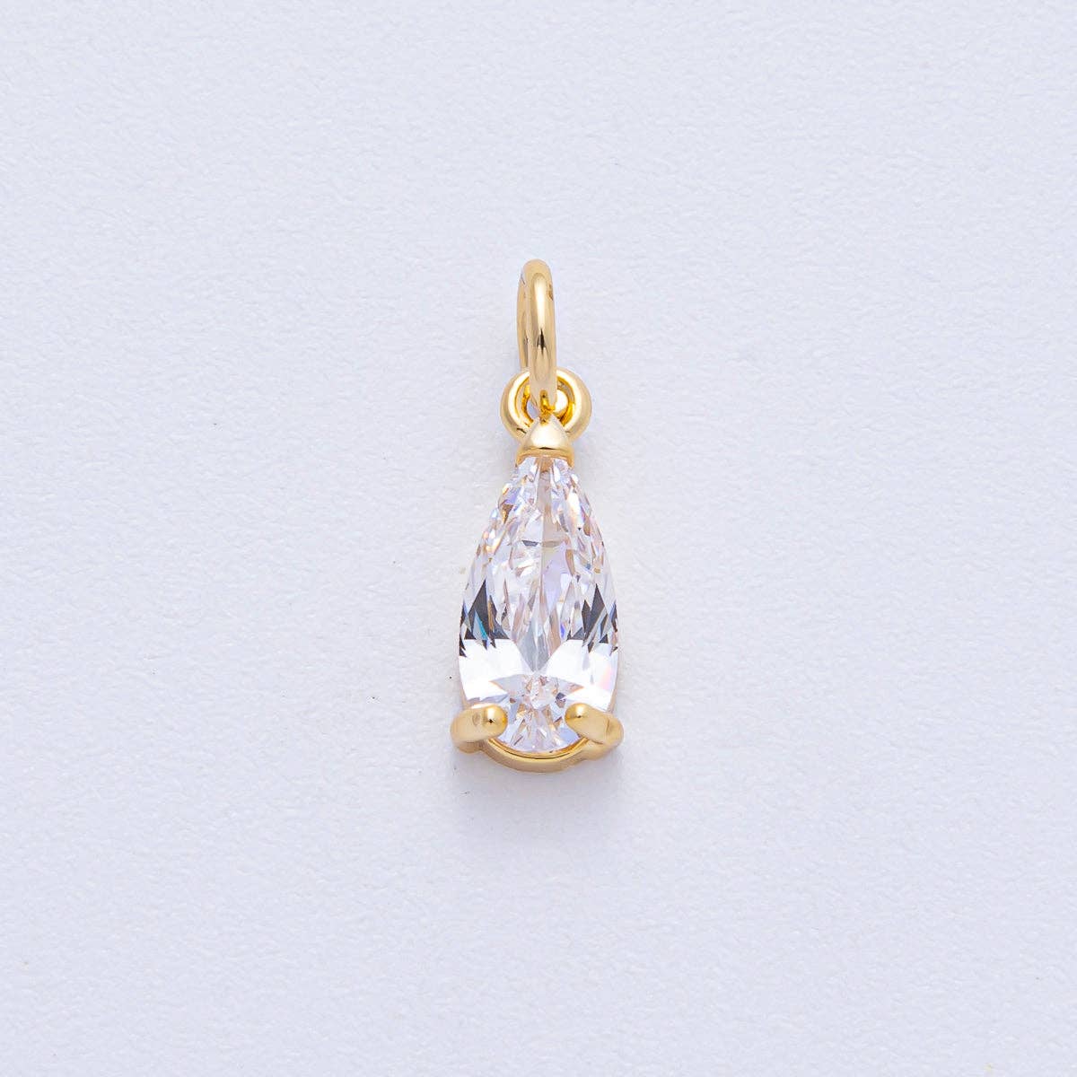 ✨ Teardrop Charm